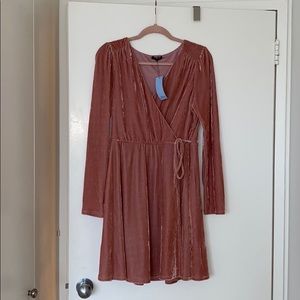 Puff sleeve velvet velour wrap dress large